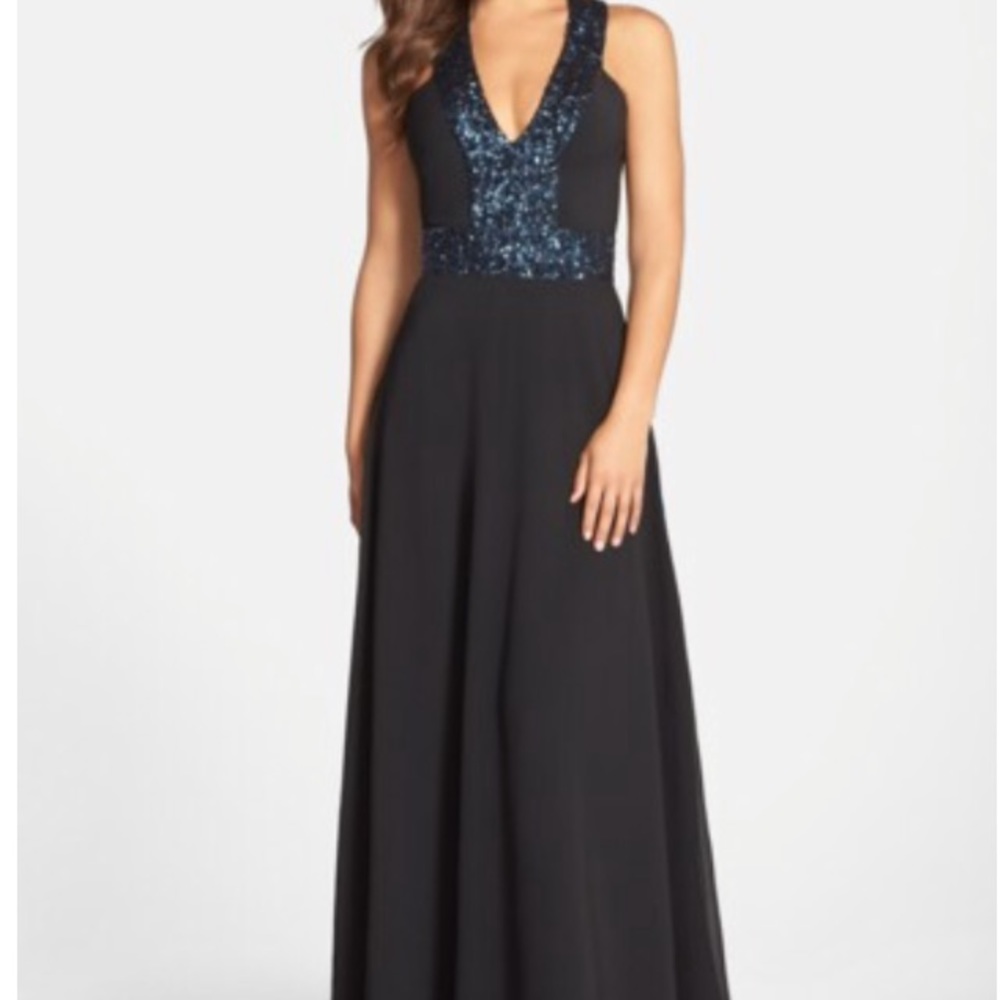 Medium black prom dress